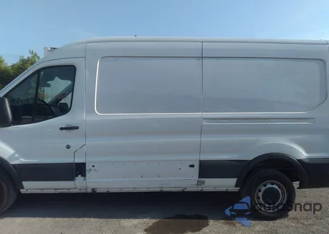 2020 Ford Transit-250 z USA, uszkodzony, nr VIN 1FTBR1C89LKB03111